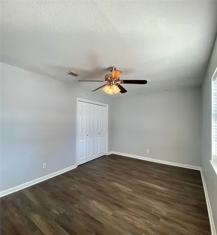 $255,000 | 2004 Blue Bird Circle, Bonham, TX 75418