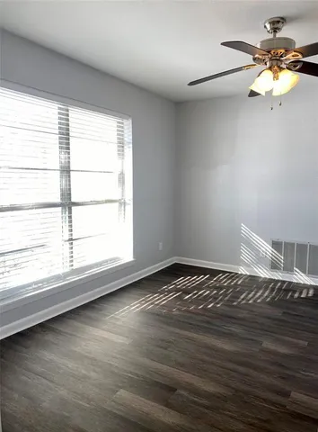 $255,000 | 2004 Blue Bird Circle, Bonham, TX 75418