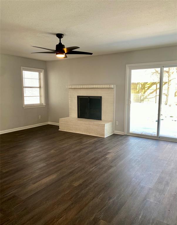 2004 Blue Bird Circle Bonham, TX 75418 - Photo 7 of 31 Den with fireplace