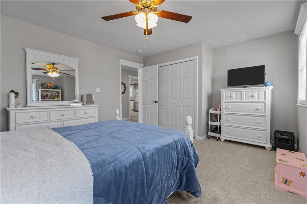 204 Ridgecrest Court Trafford, PA 15085 - Photo 20 of 35 Bedroom 2