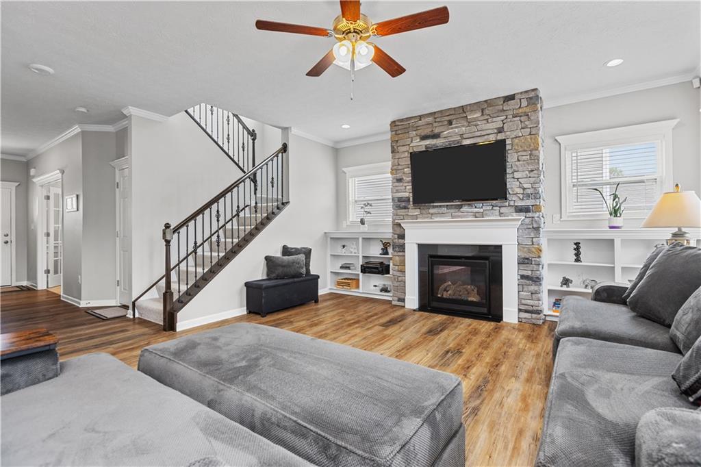 204 Ridgecrest Court Trafford, PA 15085 - Photo 4 of 35 Gallery Image 4