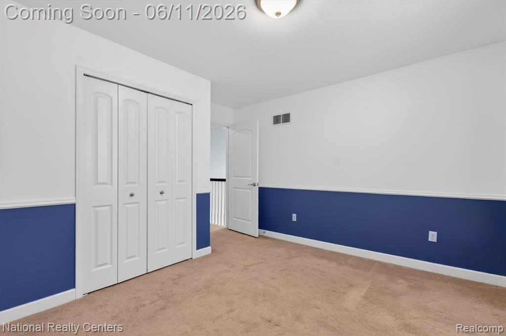 27412 Victoria Road Novi, MI 48374 - Photo 35 of 61