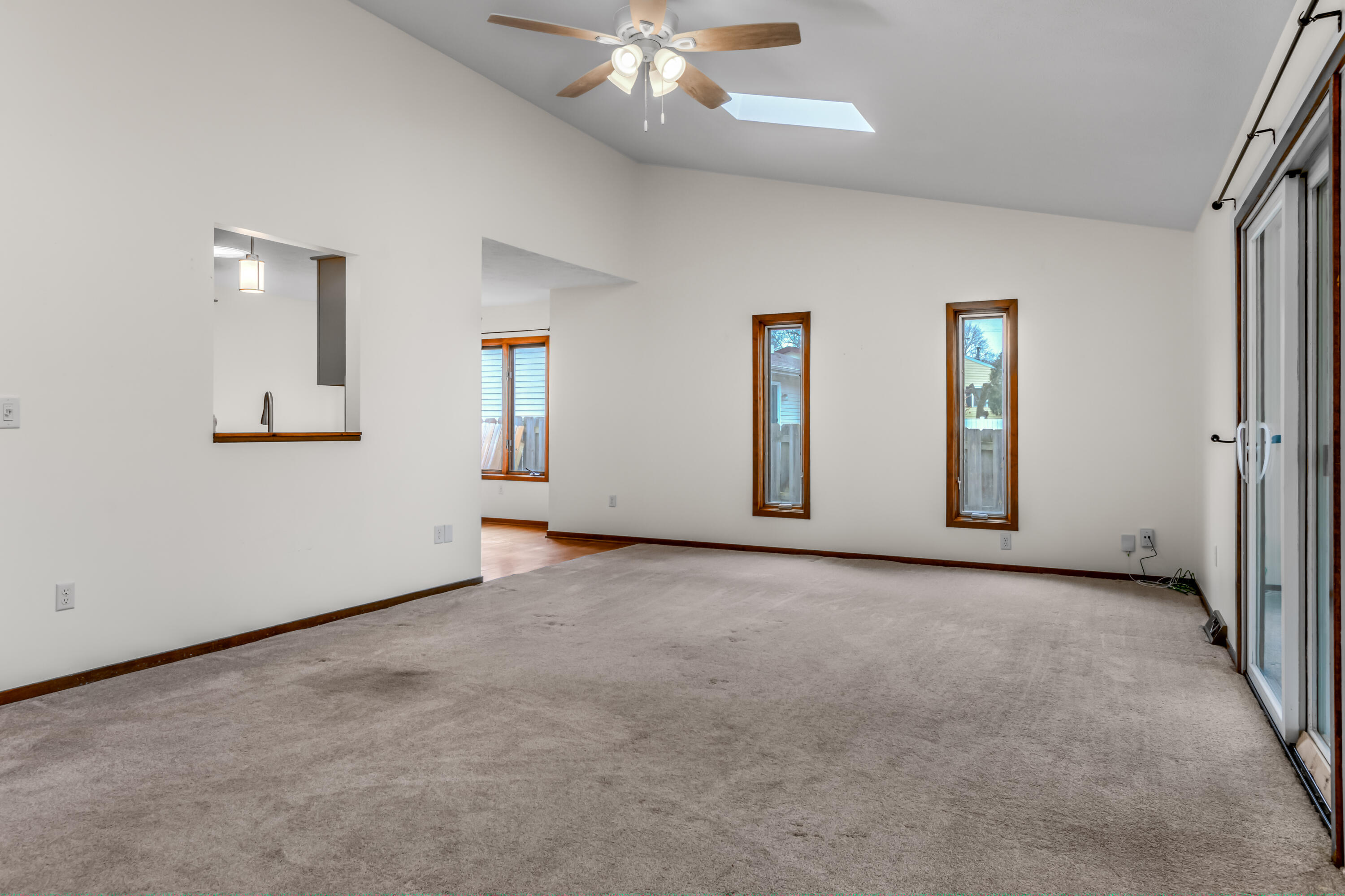 1511 Lenox Road Southeast Grand Rapids, MI 49506 - Photo 13 of 35 _L8A0398-HDR