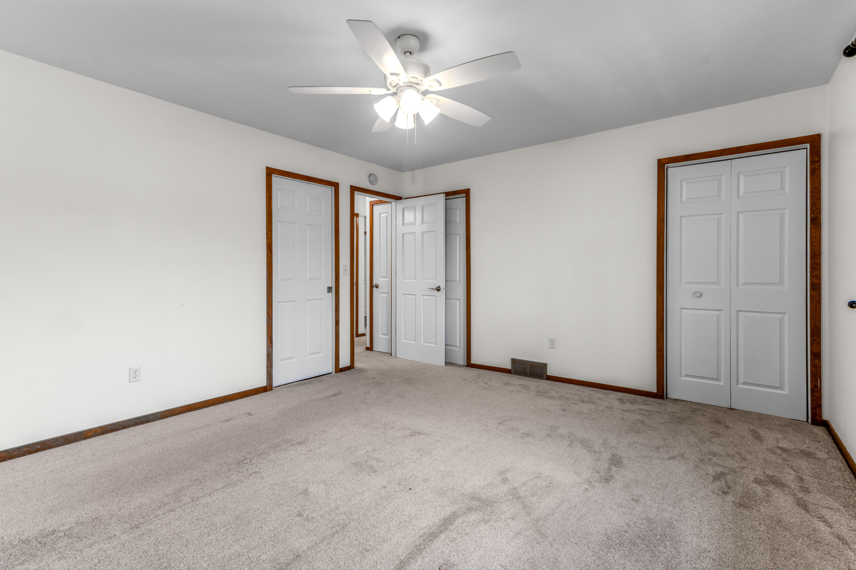 1511 Lenox Road Southeast Grand Rapids, MI 49506 - Photo 9 of 35 _L8A0443-HDR
