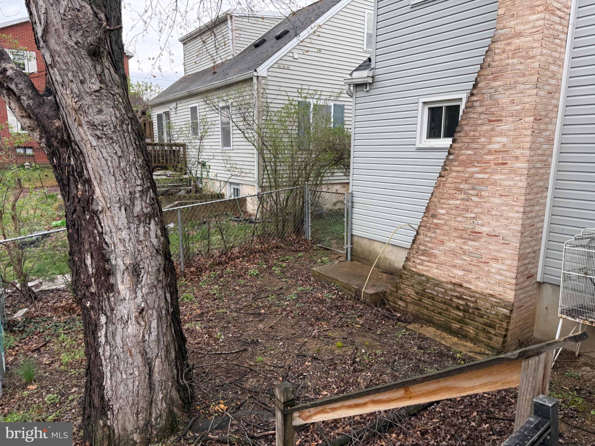 7 Rutherford Road Harrisburg, PA 17109 - Photo 5 of 20 Charming backyard with mature trees.