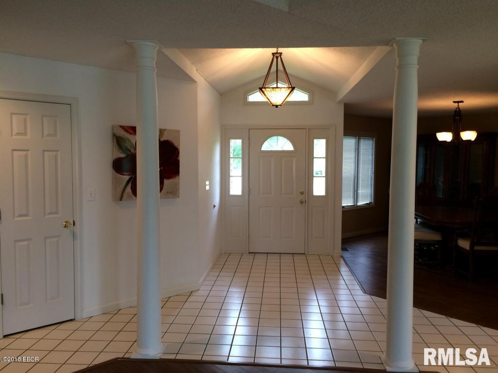 41 Country Club Road Mount Vernon, IL 62864 - Photo 5 of 30 Gallery Image 5