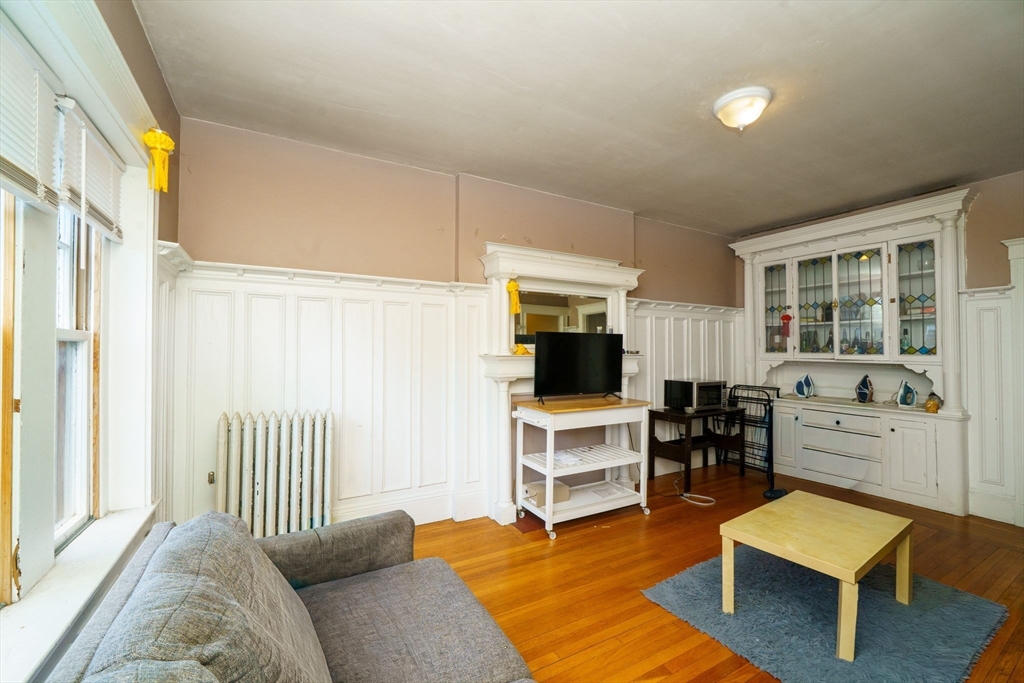 39 Strathmore Road, Unit 2 Boston, MA 02135 - Photo 4 of 15