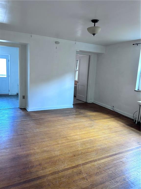 5839 Darlington Road, Unit 4 Pittsburgh, PA 15217 - Photo 6 of 11 Gallery Image 6