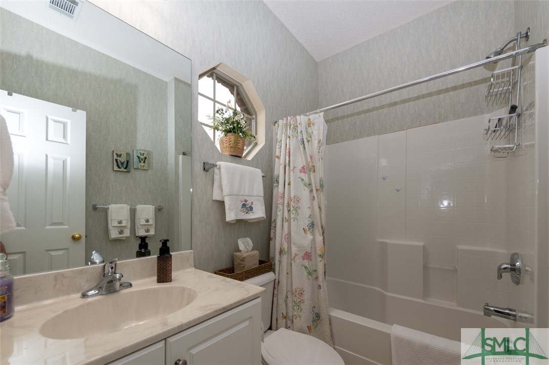 113 Coach House Square Pooler, GA 31322 - Photo 19 of 49 Guest Bathroom