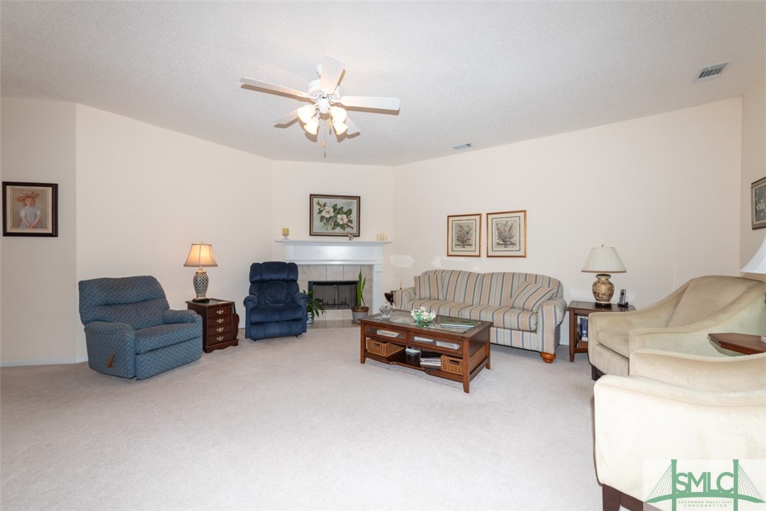 113 Coach House Square Pooler, GA 31322 - Photo 4 of 49 Living Room