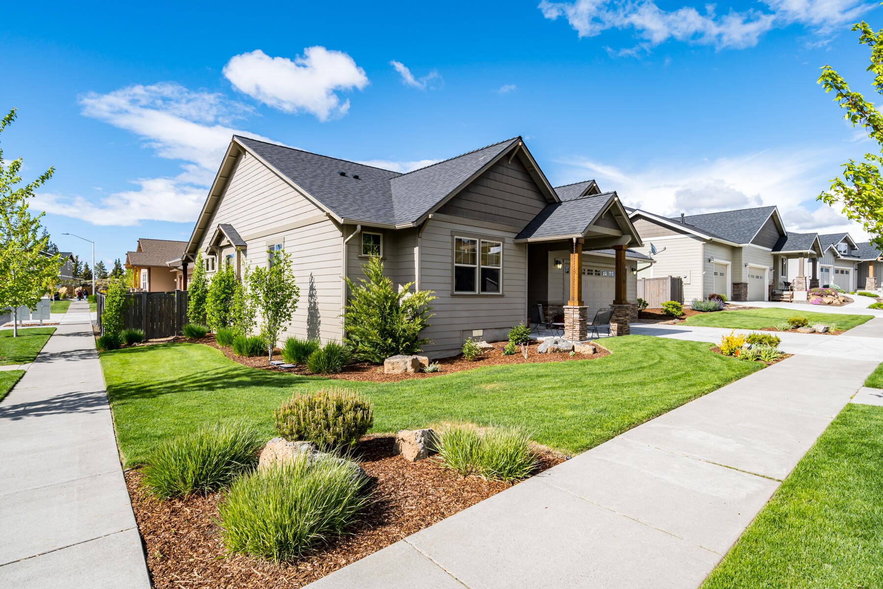 20876 Rorick Drive Bend, OR 97701 - Photo 3 of 32 3JH5_4626