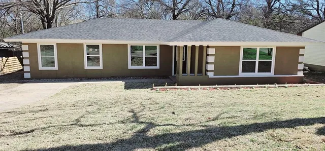 $2,300 | 1612 Lynn Haven Avenue, Dallas, TX 75216