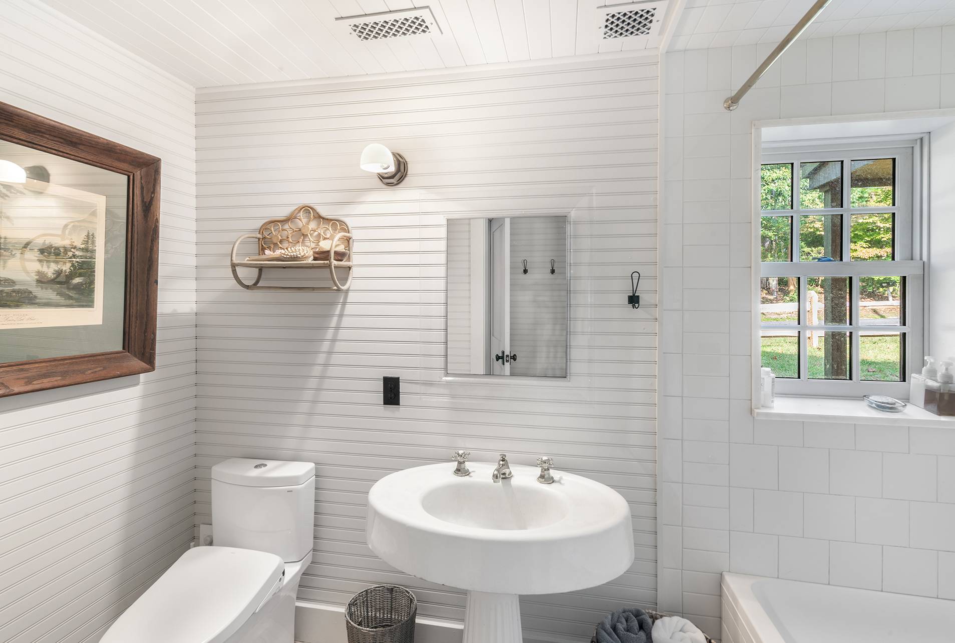 240 Three Mile Harbor Road East Hampton, NY 11937 - Photo 6 of 14