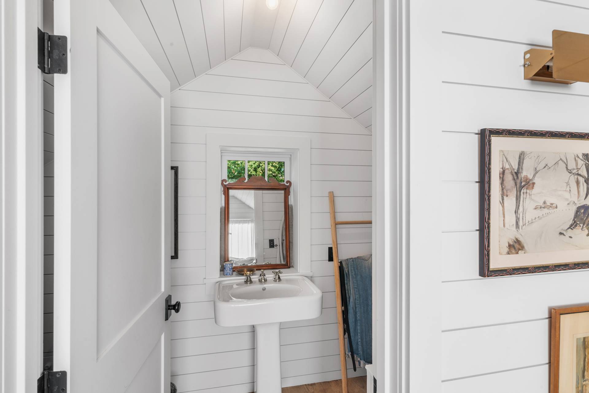 240 Three Mile Harbor Road East Hampton, NY 11937 - Photo 8 of 14