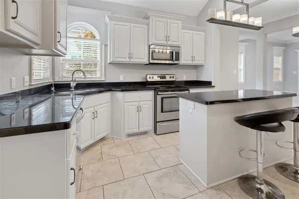 $3,000 | 5831 Weeping Willow Drive, Lake Charles, LA 70605