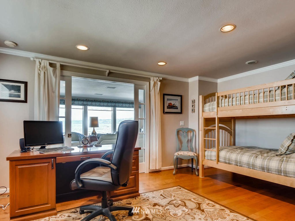4905 Marshall Road Clinton, WA 98236 - Photo 14 of 25 Gallery Image 14