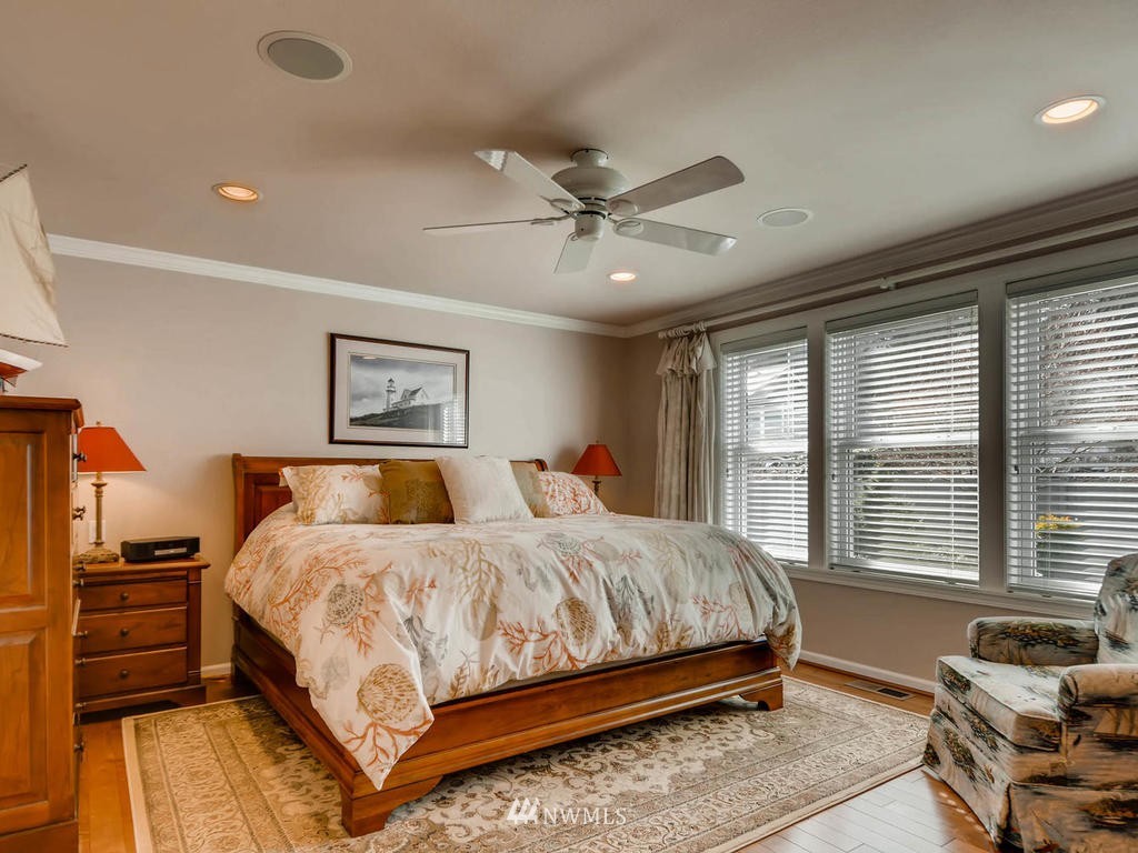 4905 Marshall Road Clinton, WA 98236 - Photo 16 of 25 Gallery Image 16