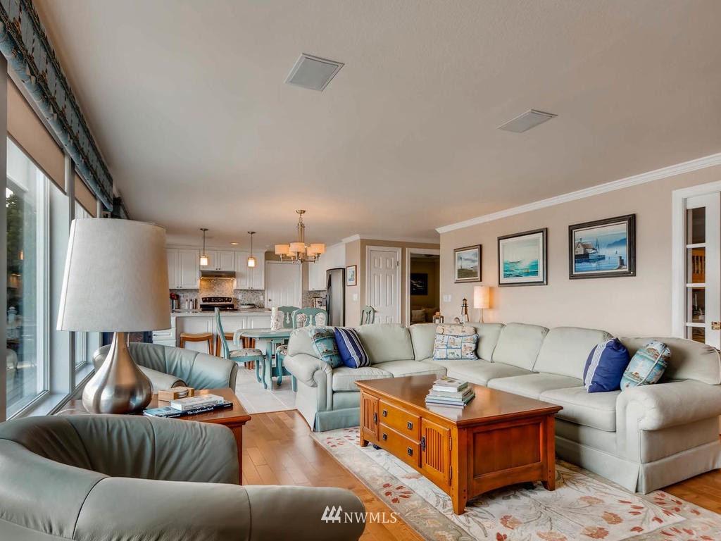 4905 Marshall Road Clinton, WA 98236 - Photo 8 of 25 Gallery Image 8