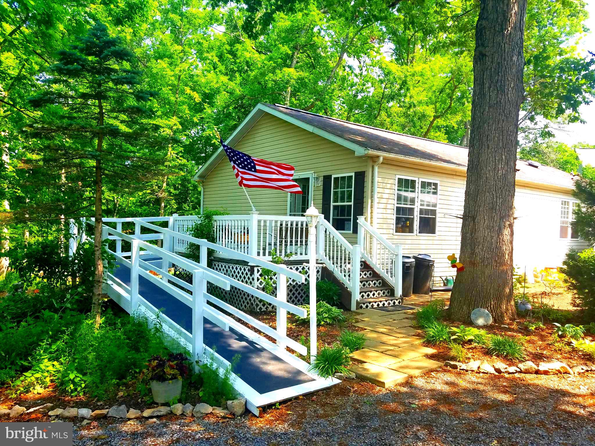 410 Short Road Kearneysville, WV 25430 - Photo 2 of 33