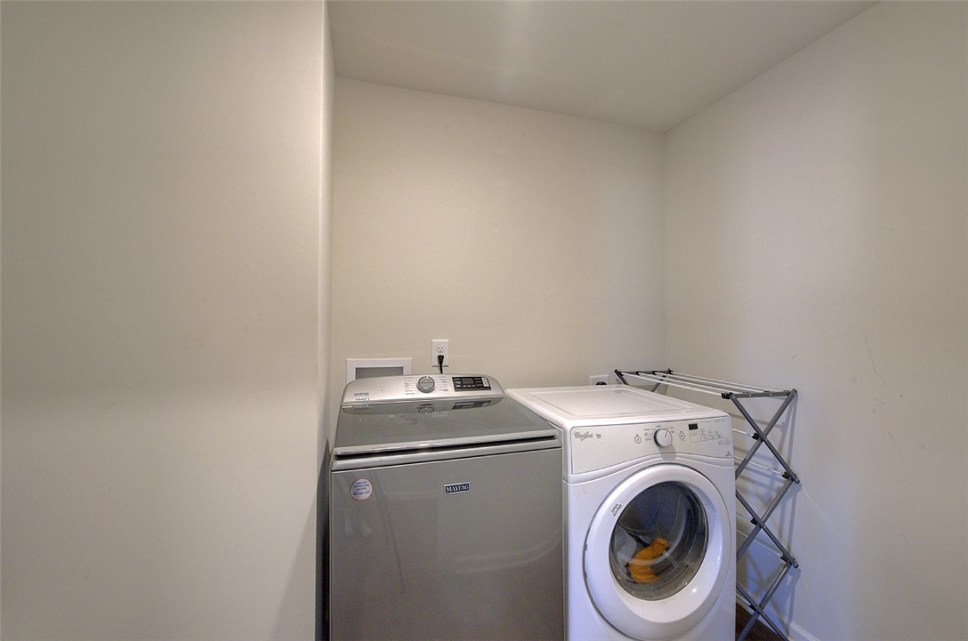 408 Chadwick Lane Walhalla, SC 29691 - Photo 27 of 44 Functional laundry space featuring modern appliances, ensuring convenience and utility.