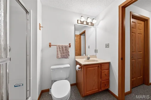 $355,000 | 9420 Easy Street, Hillsboro, MO 63050