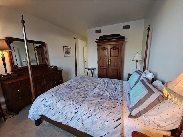 $1,900 | 364 Bellevue Avenue, Unit W201S, Newport, RI 02840