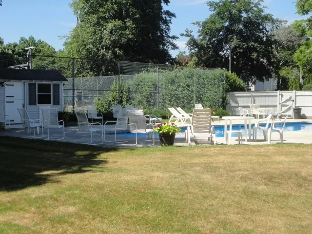 $1,900 | 364 Bellevue Avenue, Unit W201S, Newport, RI 02840