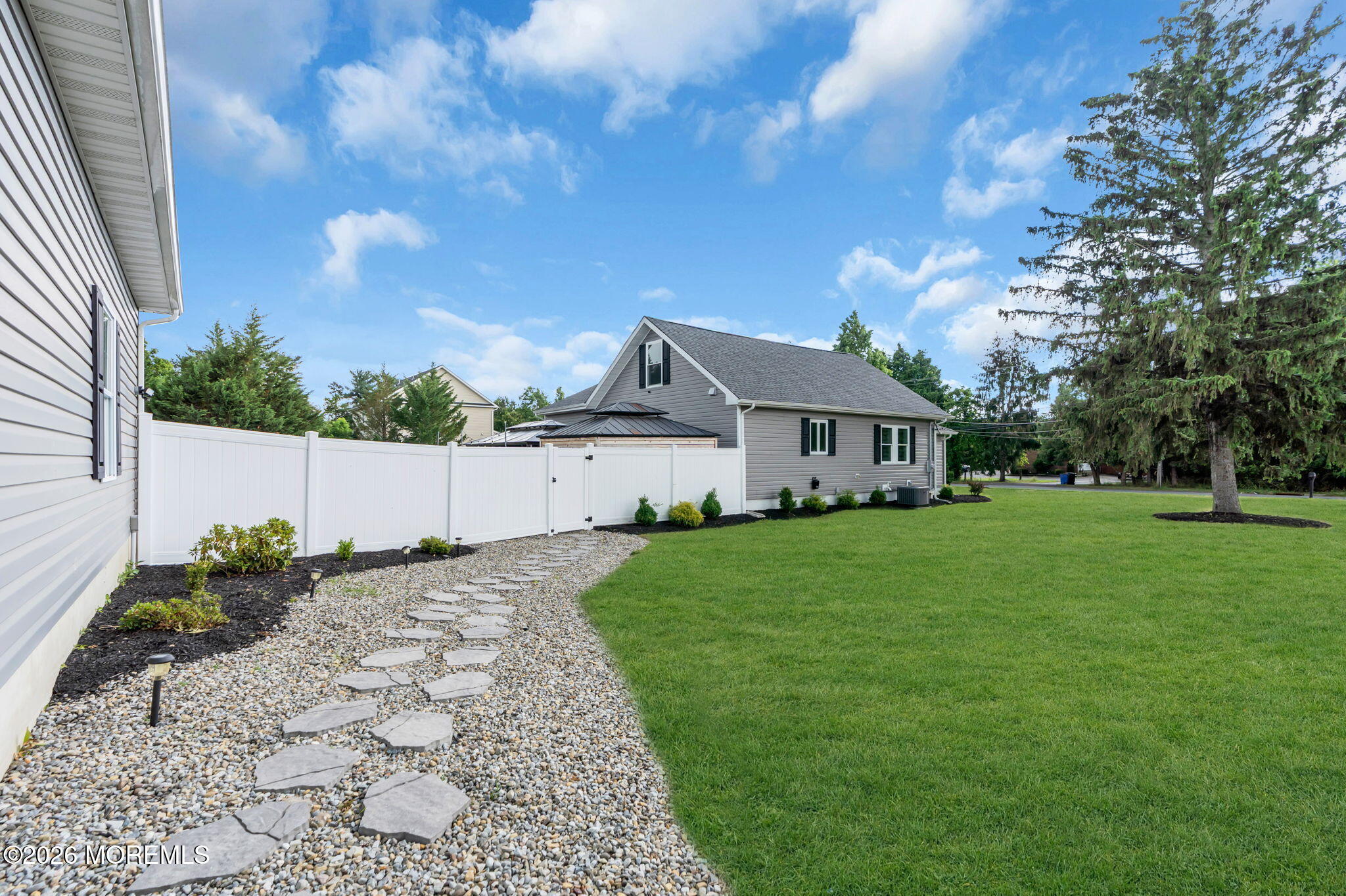 181 Locust Avenue Howell, NJ 07731 - Photo 49 of 66 50-web-or-mls-DSC08942-1