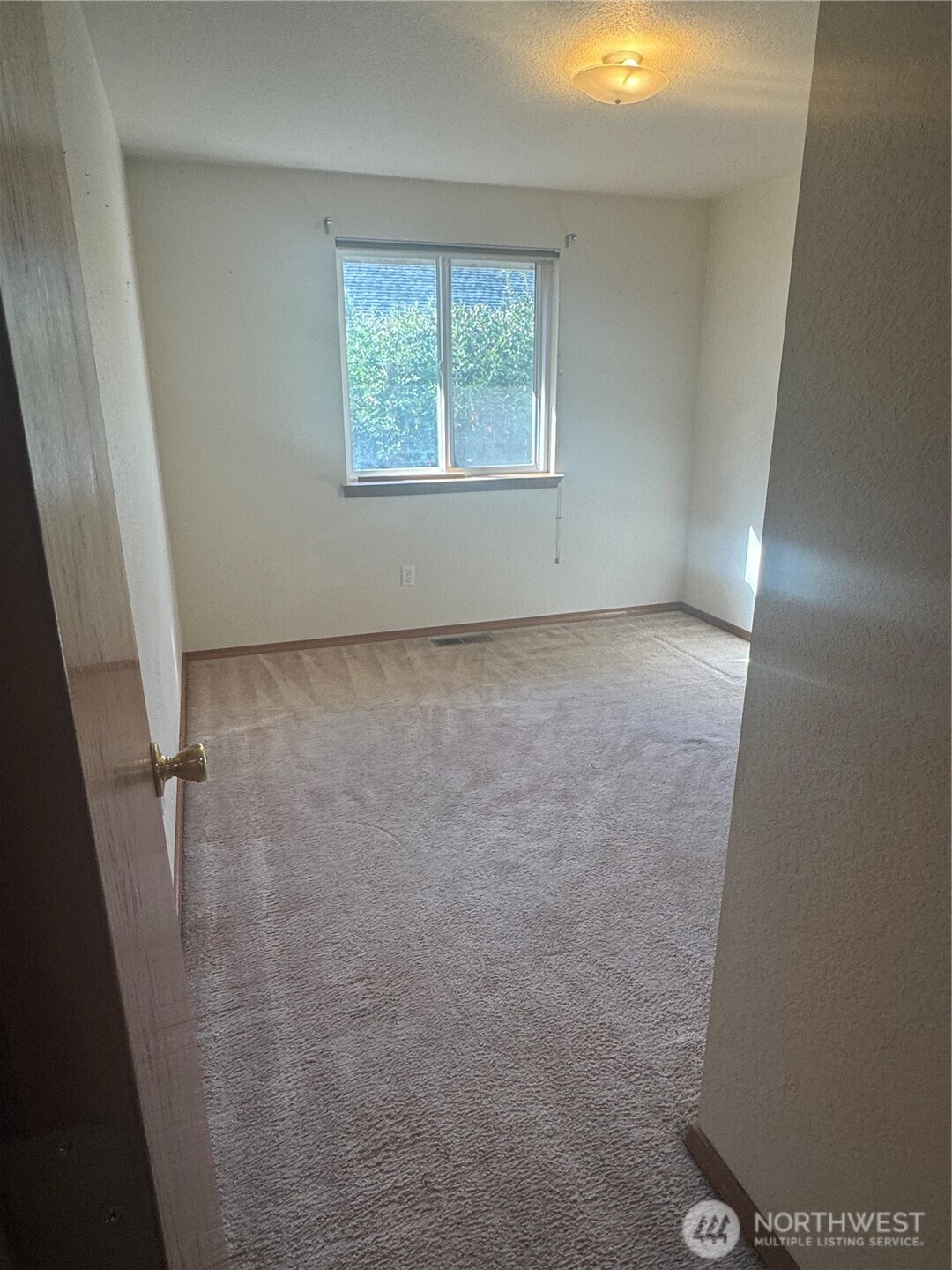 5920 Compton Loop Southeast Lacey, WA 98513 - Photo 21 of 37 a view of a small space