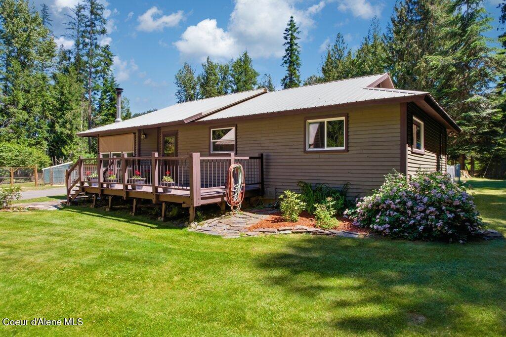 112 Sandy Ridge Road Priest River, ID 83856 - Photo 3 of 50 012-112SandyRidgeRoad-PriestRiver-ID-838