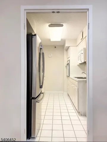 $380,000 | 10 Smith Manor Boulevard, Unit 418, West Orange, NJ 07052