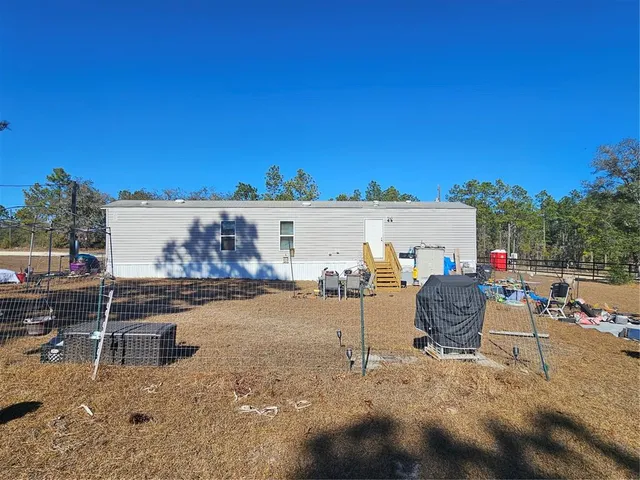 a view of a outdoor space