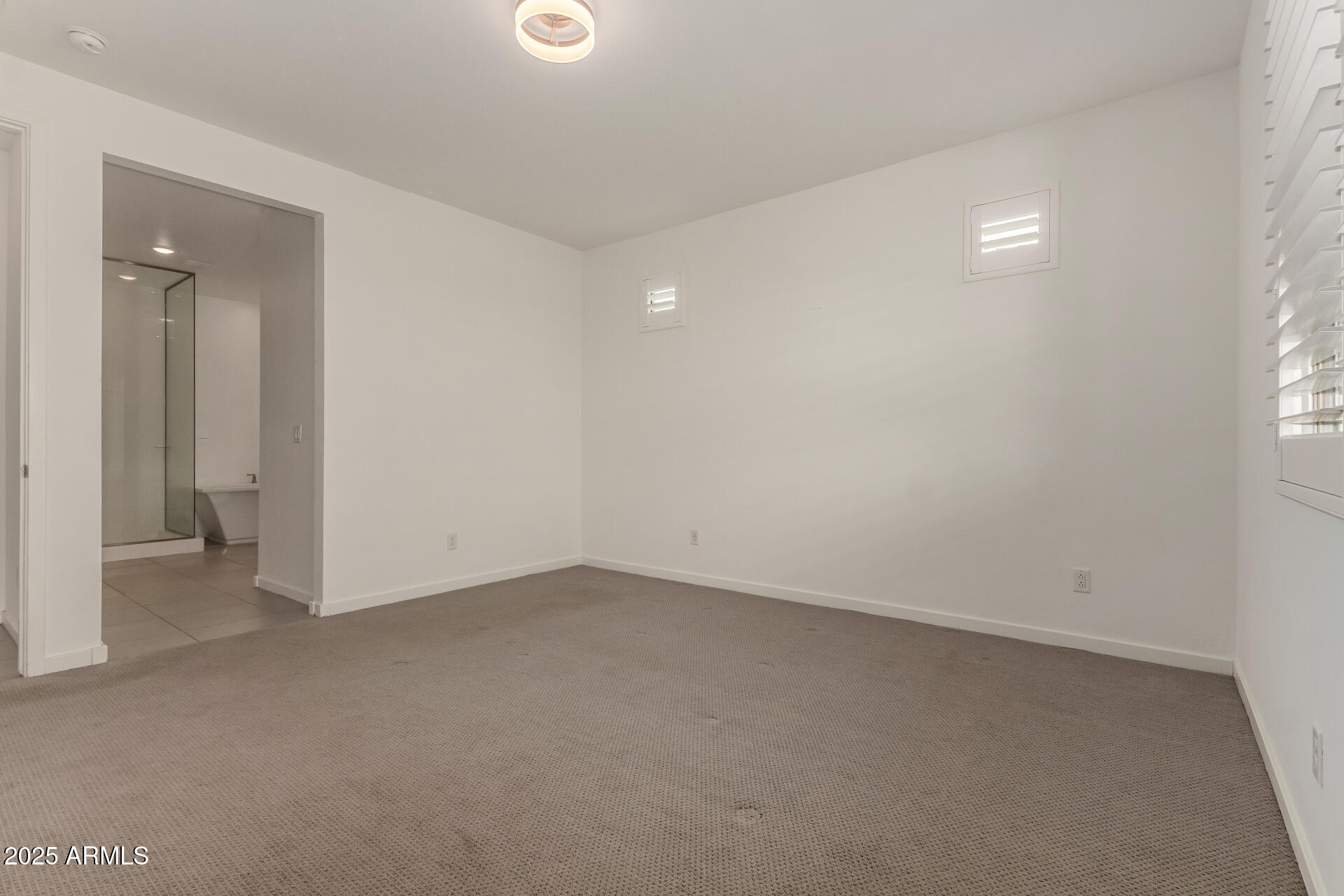 22568 East Rosa Road Queen Creek, AZ 85142 - Photo 18 of 42 Primary Bedroom