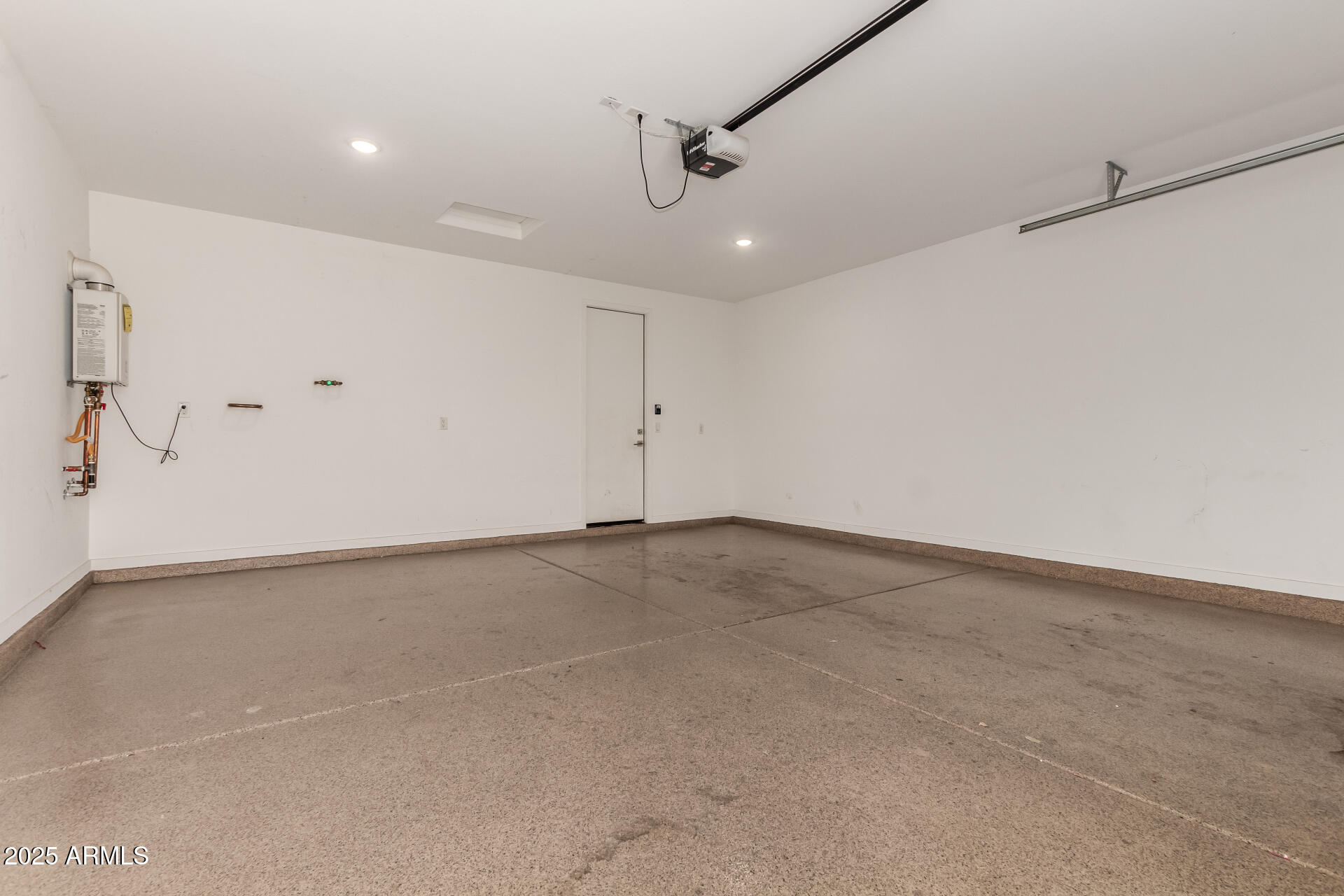 22568 East Rosa Road Queen Creek, AZ 85142 - Photo 33 of 42 Garage