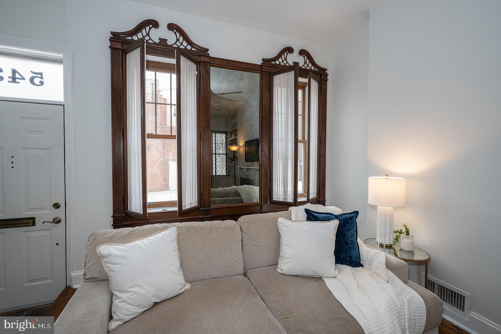 543 North 23rd Street Philadelphia, PA 19130 - Photo 2 of 29