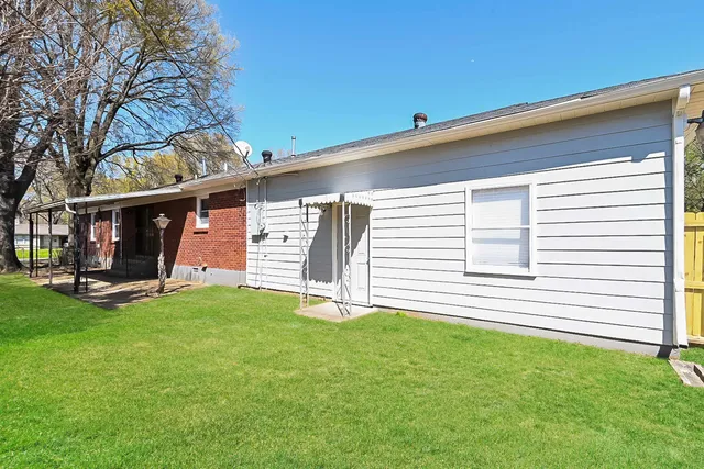 $1,450 | 1695 Myrna Lane, Memphis, TN 38117