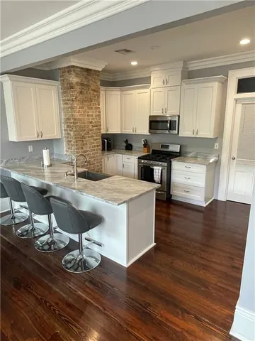 $2,050 | 227 South Salcedo Street, Unit A, New Orleans, LA 70119