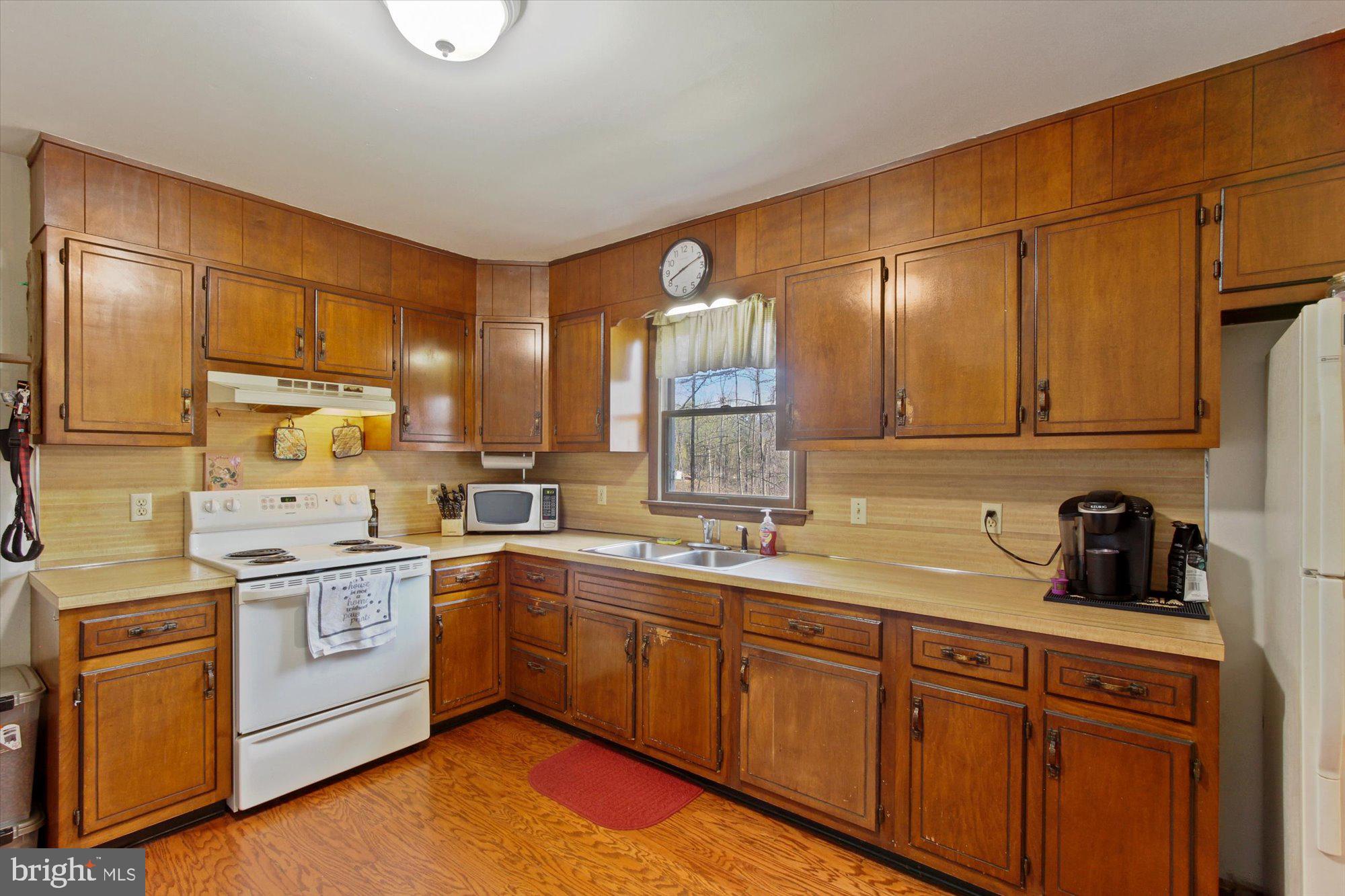 90 Village Road Etters, PA 17319 - Photo 8 of 36 Gallery Image 8