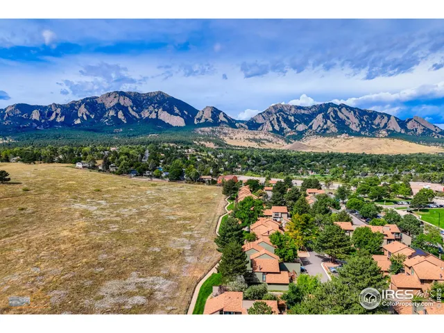 $1,050,000 | 4204 Greenbriar Boulevard, Unit 45, Boulder, CO 80305