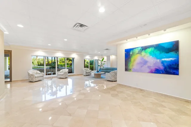 $695,000 | 4301 North Ocean Boulevard, Unit 203, Boca Raton, FL 33431