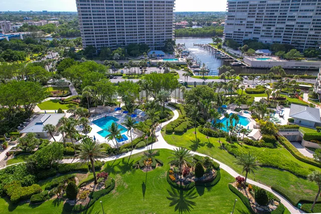 $695,000 | 4301 North Ocean Boulevard, Unit 203, Boca Raton, FL 33431