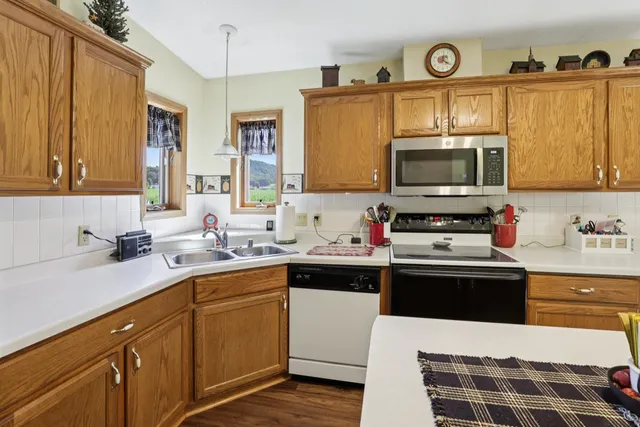 $545,000 | 28632 County Hwy BA, Richland Center, WI 53581