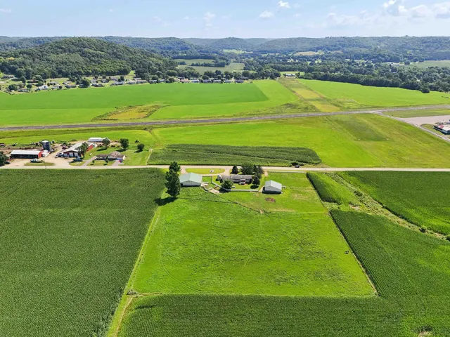$545,000 | 28632 County Hwy BA, Richland Center, WI 53581
