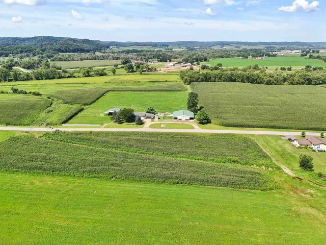 $545,000 | 28632 County Hwy BA, Richland Center, WI 53581