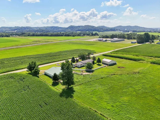 $545,000 | 28632 County Hwy BA, Richland Center, WI 53581