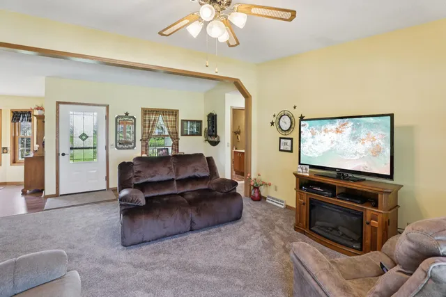 $545,000 | 28632 County Hwy BA, Richland Center, WI 53581