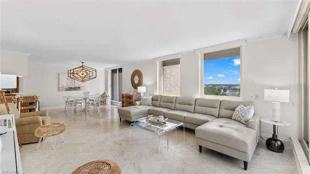 $17,000 | 4005 Gulf Shore Boulevard North, Unit 700, Naples, FL 34103