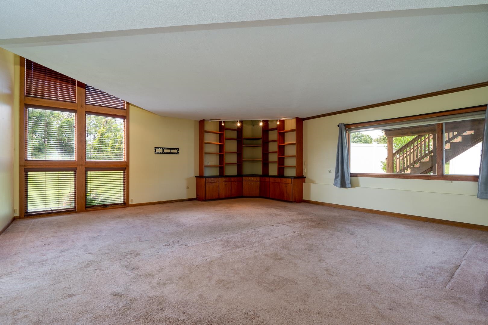 119 Addison Road Goffstown, NH 03045 - Photo 13 of 38