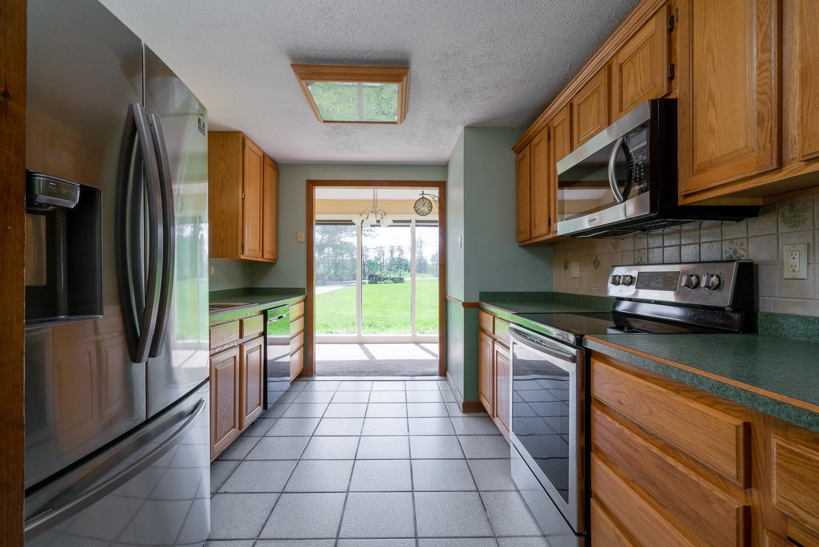 119 Addison Road Goffstown, NH 03045 - Photo 16 of 38