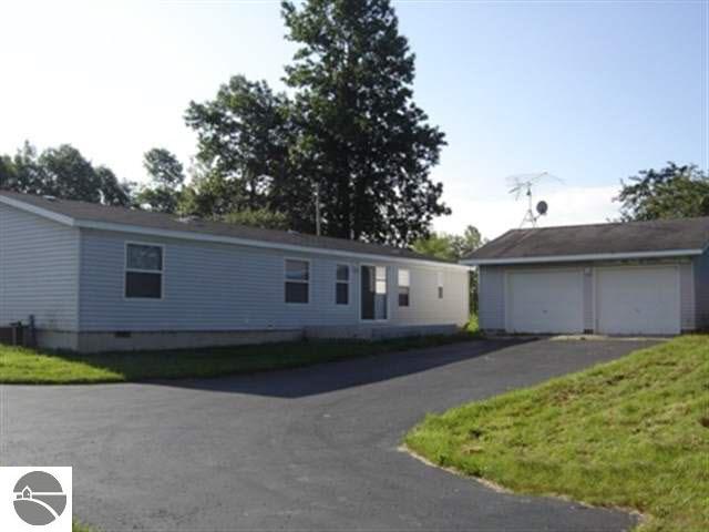 3883 Putnam Road Hale, MI 48739 - Photo 2 of 6 1751883-1.JPG